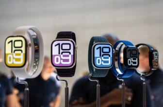The Apple Watch Ought to Be Getting a Glassy Makeover Later This 12 months