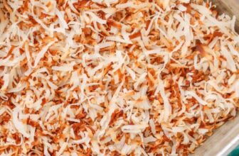 Tips on how to Toast Coconut – Barefeet within the Kitchen