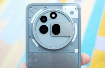 The Nothing Telephone 3 arrives in July