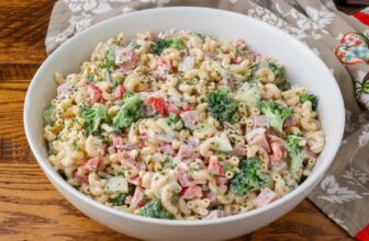 Ham Pasta Salad – Barefeet within the Kitchen