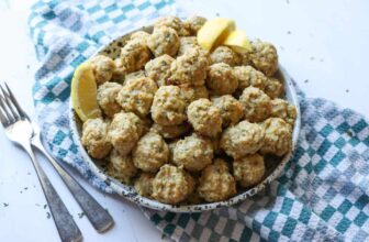 Straightforward Rooster Meatballs (Comfortable and Juicy)